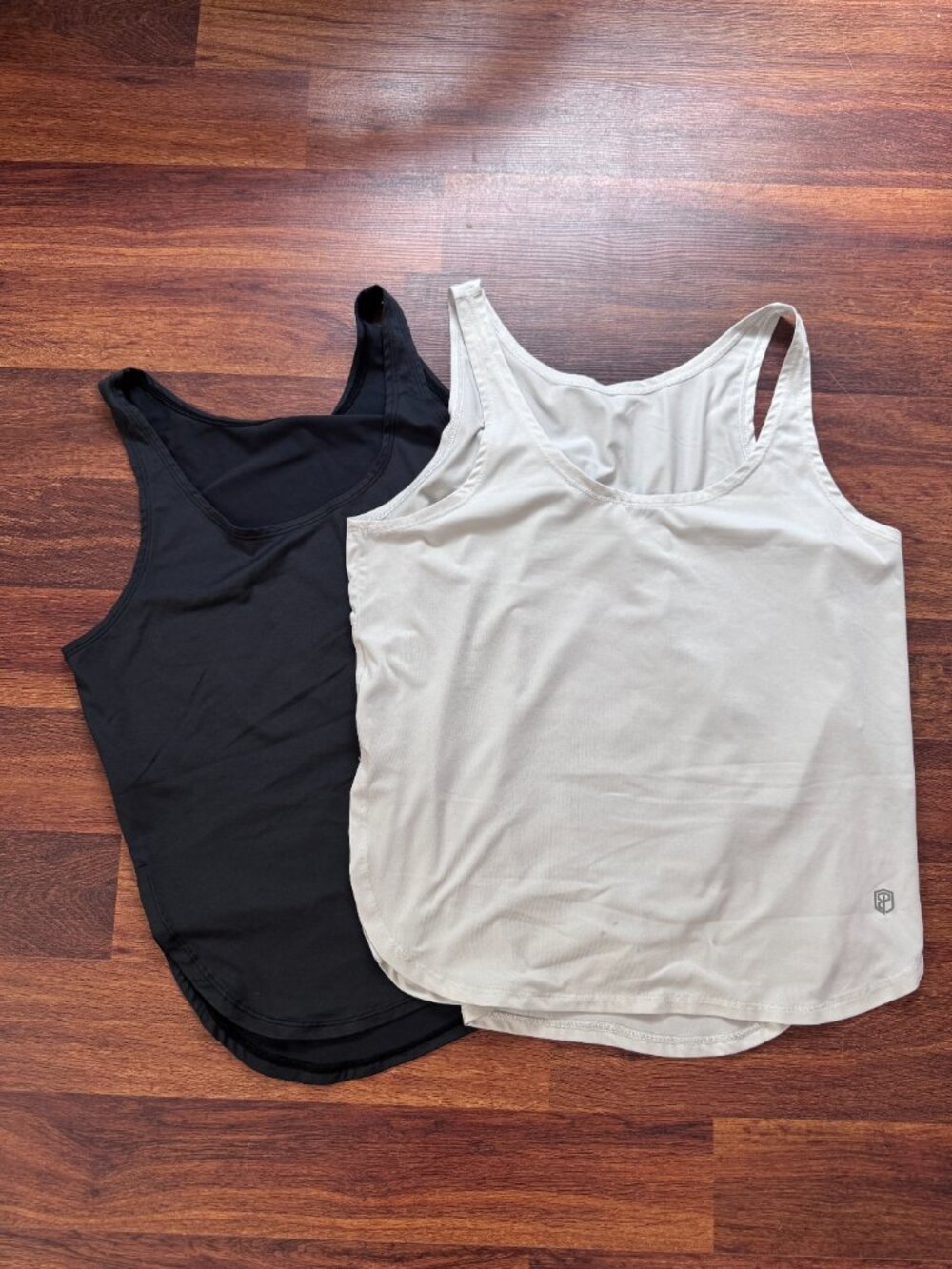 Born Primitive Flowy Yoga Tops, Size Medium